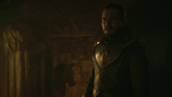 extant_GameOfThrones_8x01-Winterfell_4729