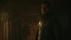extant_GameOfThrones_8x01-Winterfell_4730