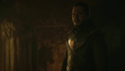 extant_GameOfThrones_8x01-Winterfell_4731