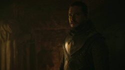 extant_GameOfThrones_8x01-Winterfell_4738