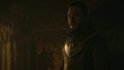 extant_GameOfThrones_8x01-Winterfell_4740