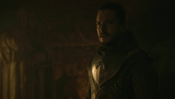 extant_GameOfThrones_8x01-Winterfell_4742