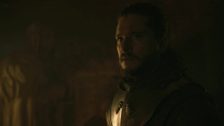 extant_GameOfThrones_8x01-Winterfell_4756