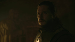 extant_GameOfThrones_8x01-Winterfell_4761