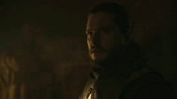 extant_GameOfThrones_8x01-Winterfell_4763