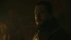 extant_GameOfThrones_8x01-Winterfell_4765