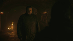 extant_GameOfThrones_8x01-Winterfell_4775