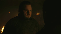 extant_GameOfThrones_8x01-Winterfell_4785
