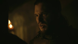 extant_GameOfThrones_8x01-Winterfell_4790