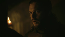extant_GameOfThrones_8x01-Winterfell_4791