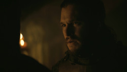extant_GameOfThrones_8x01-Winterfell_4800