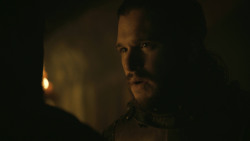 extant_GameOfThrones_8x01-Winterfell_4801