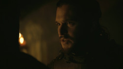extant_GameOfThrones_8x01-Winterfell_4804