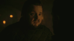 extant_GameOfThrones_8x01-Winterfell_4815
