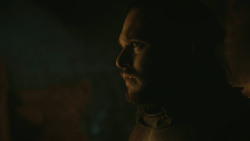 extant_GameOfThrones_8x01-Winterfell_4817
