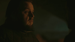extant_GameOfThrones_8x01-Winterfell_4832