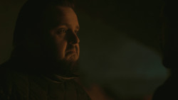 extant_GameOfThrones_8x01-Winterfell_4842