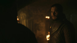 extant_GameOfThrones_8x01-Winterfell_4851