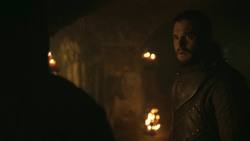 extant_GameOfThrones_8x01-Winterfell_4852