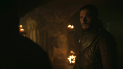 extant_GameOfThrones_8x01-Winterfell_4853