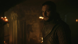 extant_GameOfThrones_8x01-Winterfell_4865