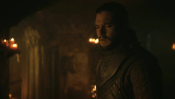 extant_GameOfThrones_8x01-Winterfell_4866