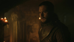 extant_GameOfThrones_8x01-Winterfell_4870
