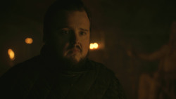 extant_GameOfThrones_8x01-Winterfell_4892