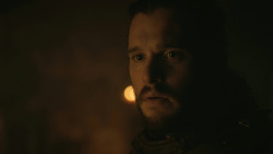 extant_GameOfThrones_8x01-Winterfell_4904