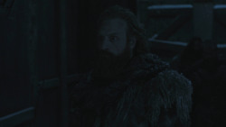 extant_GameOfThrones_8x01-Winterfell_4931