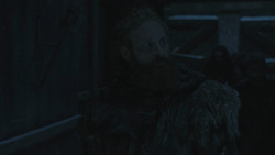extant_GameOfThrones_8x01-Winterfell_4937