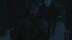 extant_GameOfThrones_8x01-Winterfell_4943