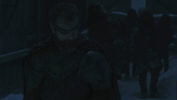 extant_GameOfThrones_8x01-Winterfell_4946