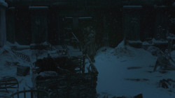 extant_GameOfThrones_8x01-Winterfell_4956