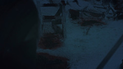 extant_GameOfThrones_8x01-Winterfell_4983