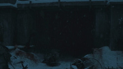 extant_GameOfThrones_8x01-Winterfell_4989