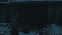 extant_GameOfThrones_8x01-Winterfell_4996