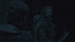 extant_GameOfThrones_8x01-Winterfell_5003