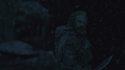 extant_GameOfThrones_8x01-Winterfell_5004