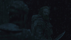 extant_GameOfThrones_8x01-Winterfell_5005