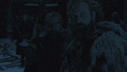 extant_GameOfThrones_8x01-Winterfell_5012