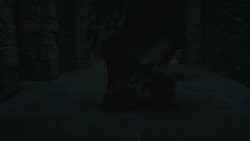 extant_GameOfThrones_8x01-Winterfell_5034