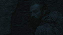 extant_GameOfThrones_8x01-Winterfell_5114