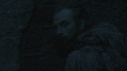 extant_GameOfThrones_8x01-Winterfell_5116