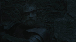 extant_GameOfThrones_8x01-Winterfell_5123