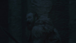 extant_GameOfThrones_8x01-Winterfell_5125