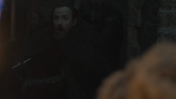 extant_GameOfThrones_8x01-Winterfell_5129