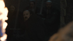 extant_GameOfThrones_8x01-Winterfell_5130