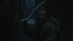 extant_GameOfThrones_8x01-Winterfell_5131