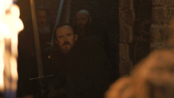 extant_GameOfThrones_8x01-Winterfell_5138